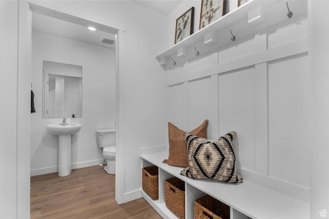 796 N 1860 E Unit 164, Salem, UT 84653 - mudroom with baseboards, visible vents, and wood finished floors