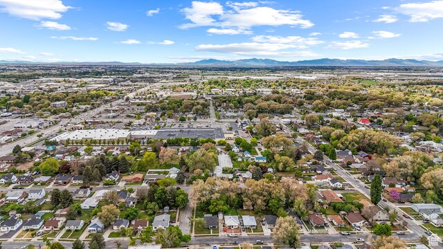 987 S Jefferson Ave E, Ogden, UT 84404 - drone / aerial view featuring a mountain view and a residential view