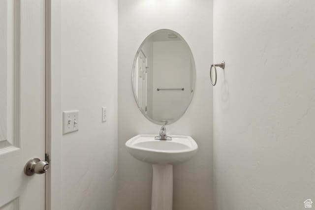 11572 S Harvest Rain Ave, South Jordan, UT 84009 - view of bathroom