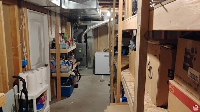 940 N 90 W, Santaquin, UT 84655 - unfinished basement with fridge