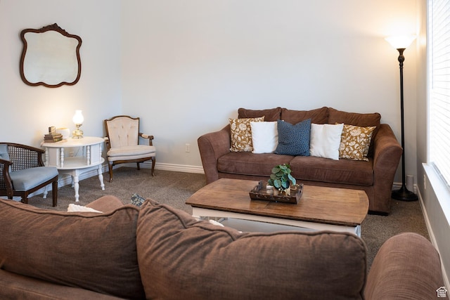 940 N 90 W, Santaquin, UT 84655 - carpeted living room with baseboards