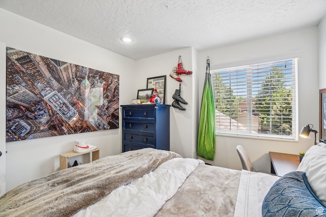 8030 N Springshire Dr, Park City, UT 84098 - bedroom featuring a textured ceiling and recessed lighting