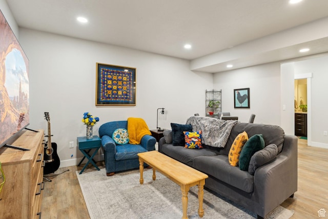 4852 N Arctic Fox Cir W Unit 2800, Lehi, UT 84043 - living room with recessed lighting, baseboards, and light wood-type flooring
