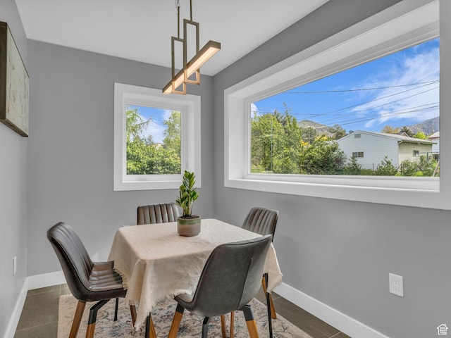 3133 S 2700 E, Millcreek, UT 84109 - dining area with baseboards and a healthy amount of sunlight