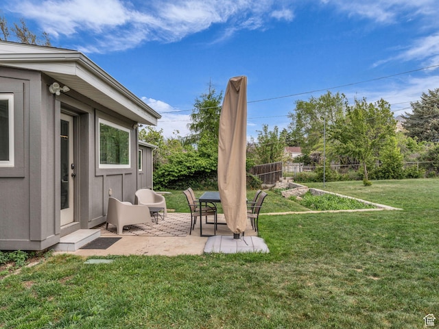3133 S 2700 E, Millcreek, UT 84109 - view of yard featuring fence, a garden, and a patio area