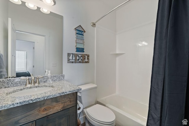 2242 S Beachcomber Ln, Garden City, UT 84028 - full bathroom featuring ensuite bathroom, shower / bath combo with shower curtain, toilet, and vanity