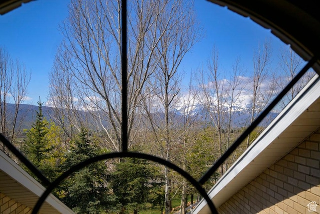 4851 E Lake Creek Rd, Heber City, UT 84032 - exterior details featuring a mountain view
