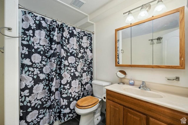 4851 E Lake Creek Rd, Heber City, UT 84032 - full bathroom with visible vents, a shower with curtain, toilet, and vanity