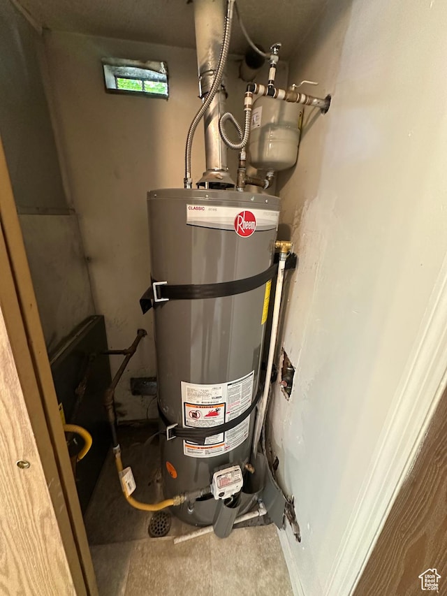 558 N Redwood Rd Unit 2-4, Salt Lake City, UT 84116 - utilities featuring strapped water heater