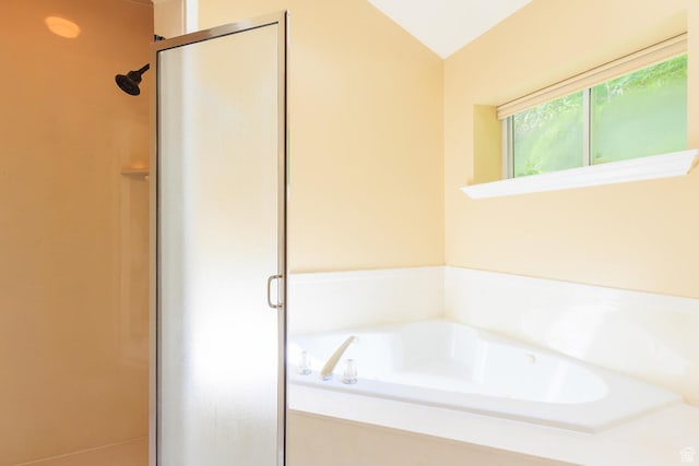 724 E 3230 N, Provo, UT 84604 - full bath featuring lofted ceiling, a garden tub, and a stall shower