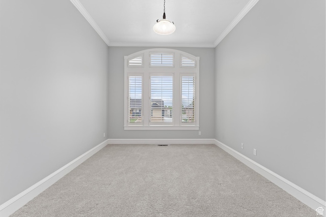 359 E 680 N, Lindon, UT 84042 - unfurnished room featuring ornamental molding, light carpet, plenty of natural light, and baseboards