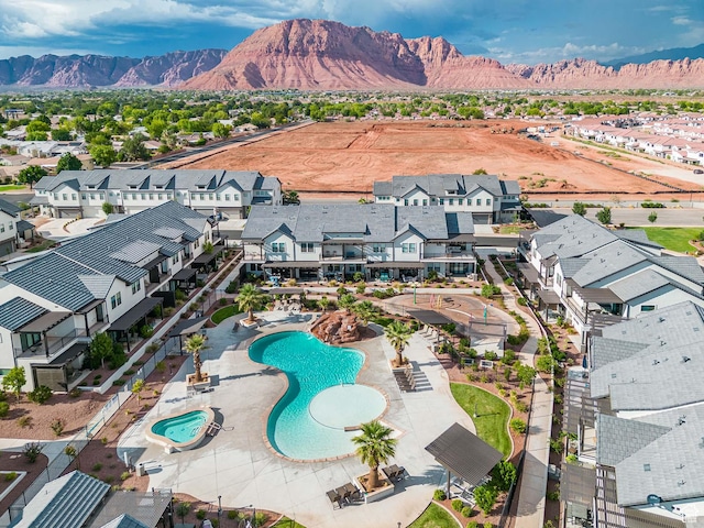 2600 Ocotillo Way Unit 31, Santa Clara, UT 84765 - view of property location featuring nearby suburban area, a mountainous background, and a pool area