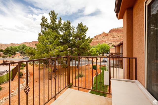 300 E 300 N Unit L5, Kanab, UT 84741 - balcony featuring a mountain view