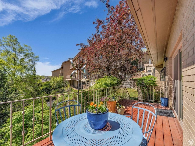 799 Northpoint Ct, Salt Lake City, UT 84103 - balcony with outdoor dining area