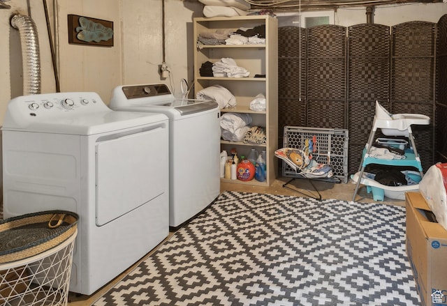 740 E Barrows Ave, Salt Lake City, UT 84106 - laundry room featuring separate washer and dryer