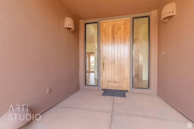 423 W Taman Ct, Ivins, UT 84738 - view of exterior entry with stucco siding