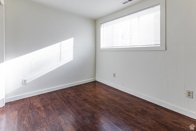 5952 S 2550 W, Roy, UT 84067 - unfurnished room with baseboards and wood finished floors