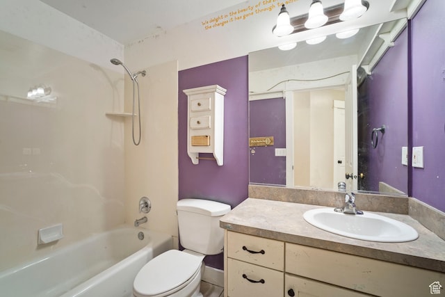 220 N 810 E, Smithfield, UT 84335 - bathroom with vanity, toilet, and bathing tub / shower combination