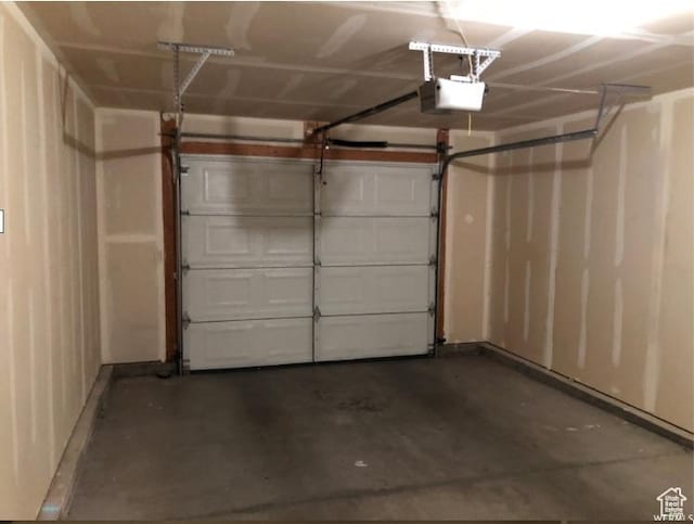 204 N 750 E, Vineyard, UT 84059 - garage featuring a garage door opener