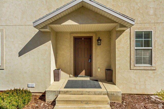 1155 S 2880 E, Spanish Fork, UT 84660 - entrance to property with stucco siding