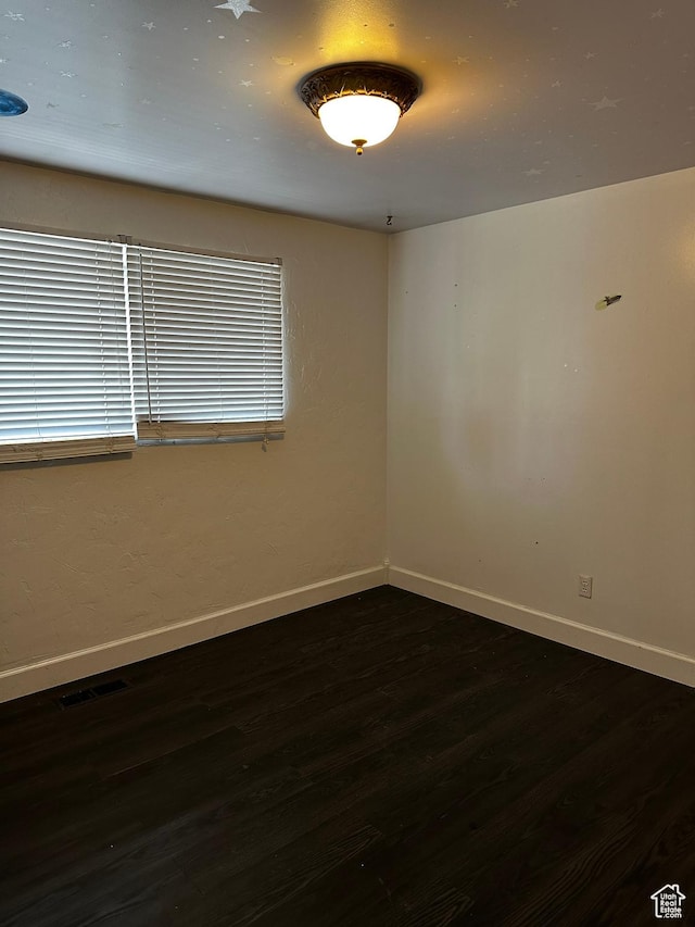 5160 S 200 E, Washington Terrace, UT 84405 - unfurnished room featuring dark wood finished floors and baseboards