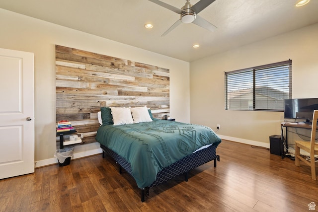 bedroom featuring baseboards, ceiling fan, recessed lighting, and wood finished floors