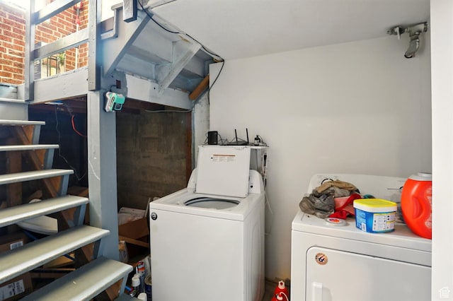 868 Washington Blvd, Ogden, UT 84404 - washroom with laundry area and washing machine and dryer