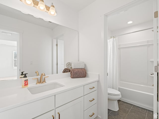 full bathroom with toilet, visible vents, shower / tub combo with curtain, and vanity