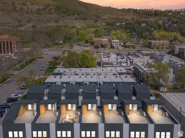 view of aerial view at dusk