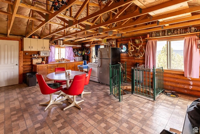 2185 Crestridge Rd Unit 51, Salina, UT 84654 - dining area with brick patterned floor