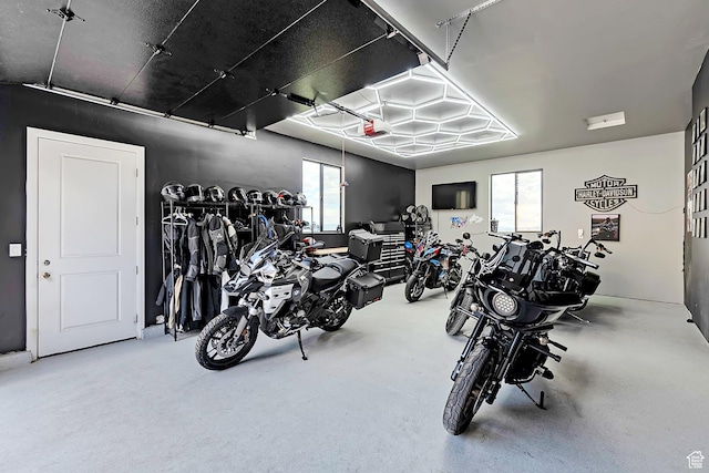 6433 N Glenmar Way, Eagle Mountain, UT 84005 - view of garage