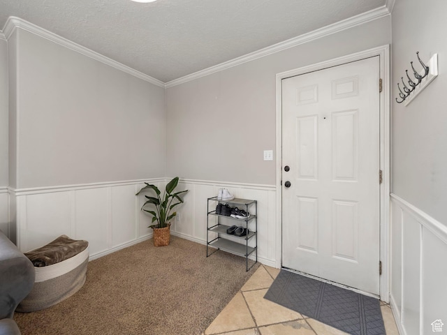 426 E 400 S, American Fork, UT 84003 - interior space featuring crown molding, carpet floors, and wainscoting