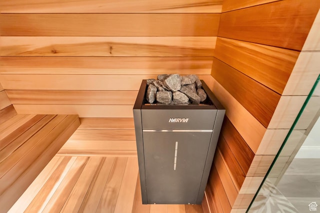 view of sauna / steam room