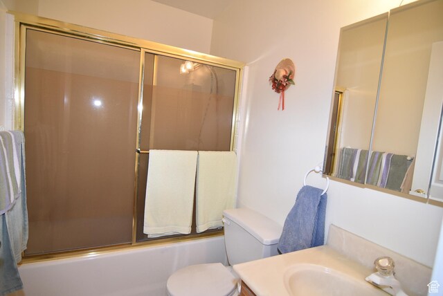 183 E Ama Fille Ln N, Elk Ridge, UT 84651 - full bath with enclosed tub / shower combo, toilet, and vanity