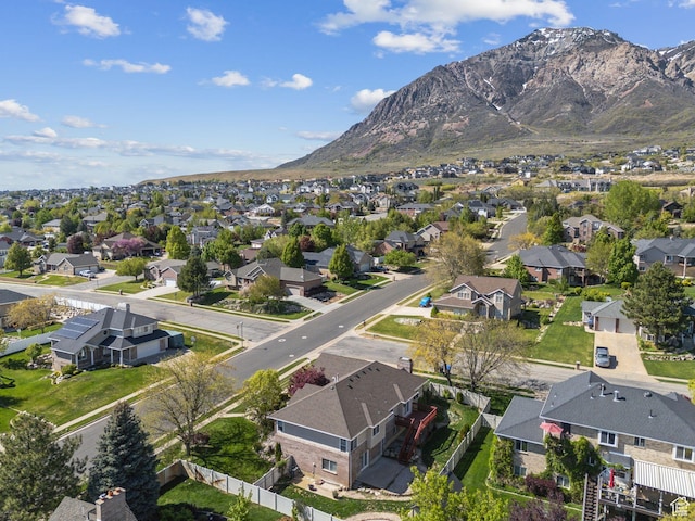 birds eye view of property featuring a residential view and a mountain view