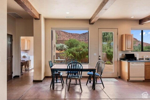 1151 W Shawnee Ct, Ivins, UT 84738 - dining space with concrete floors, visible vents, and beam ceiling