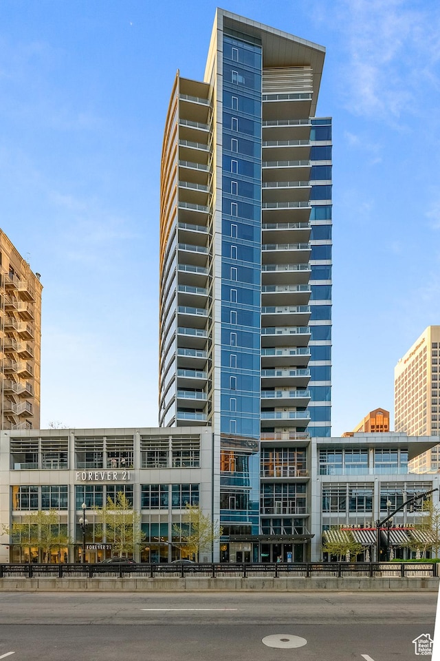 35 E 100 S Unit 204, Salt Lake City, UT 84111 - view of building exterior