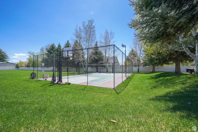 384 N Cottage Creek Ct W, Midway, UT 84049 - view of sport court featuring a yard, community basketball court, and fence