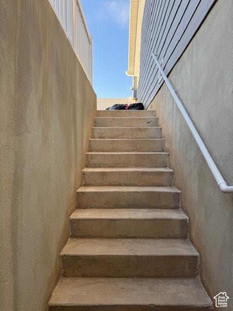 88 E 970 N, Santaquin, UT 84655 - view of stairs