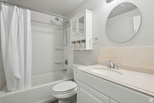 667 S Falkirk Rd Unit 24, Heber City, UT 84032 - bathroom with toilet, shower / tub combo with curtain, and vanity
