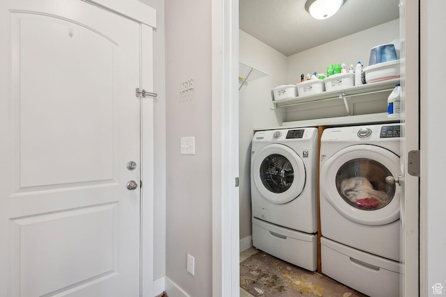 667 S Falkirk Rd Unit 24, Heber City, UT 84032 - laundry room with washing machine and clothes dryer and baseboards