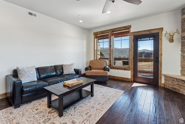 9855 N N Vista Dr Unit 104, Heber City, UT 84032 - living room with wood-type flooring, baseboards, a ceiling fan, and visible vents