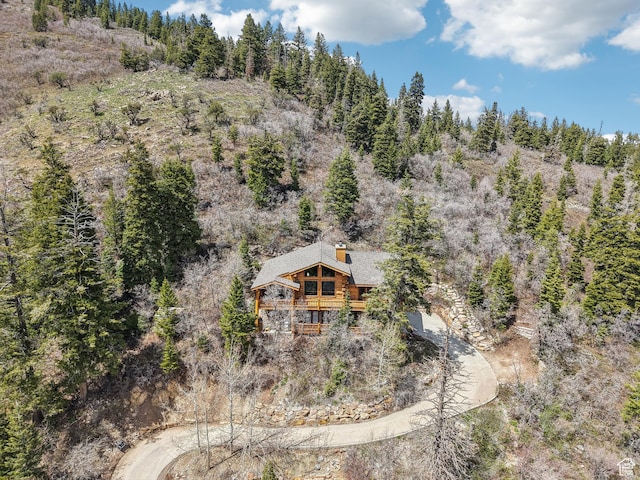 bird's eye view with a forest view