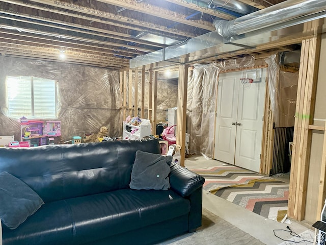 452 S Highpoint Dr, Saratoga Springs, UT 84045 - view of below grade area