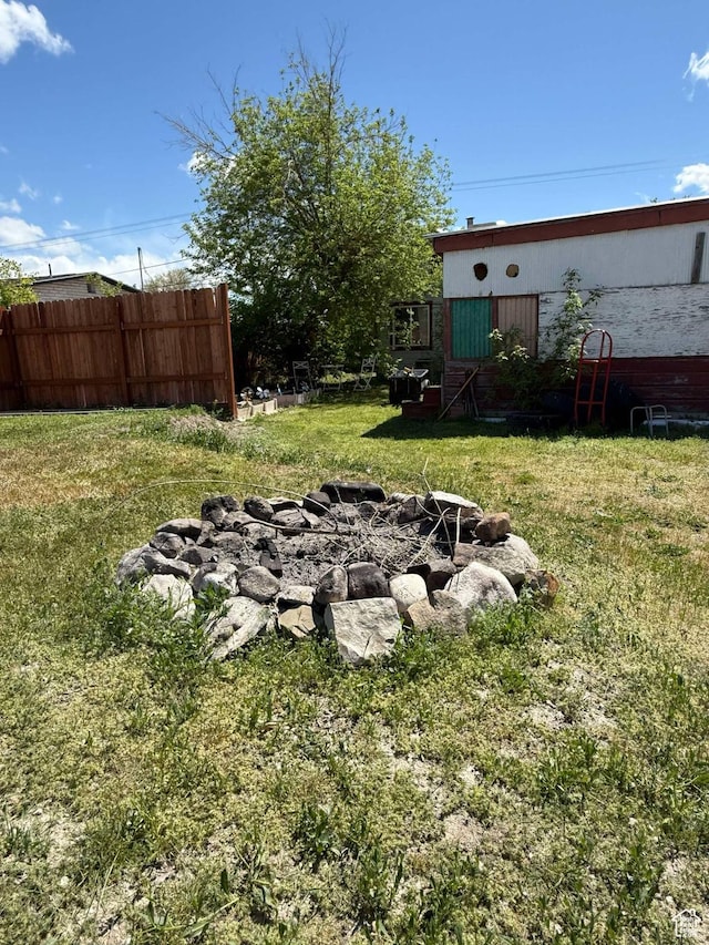 3274 W 3100 S, West Valley City, UT 84119 - view of yard featuring fence