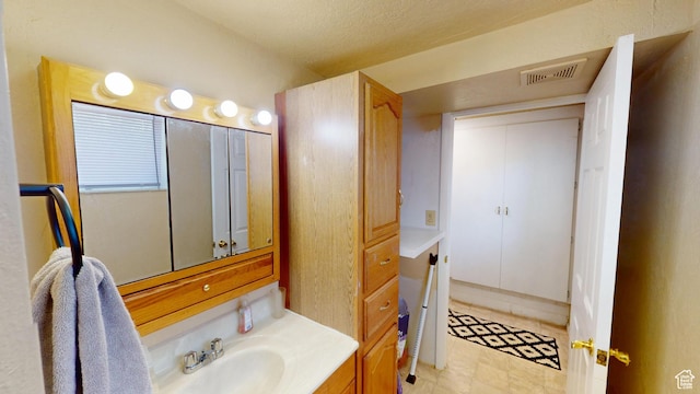 983 E Antelope Dr N, Layton, UT 84040 - bathroom with vanity