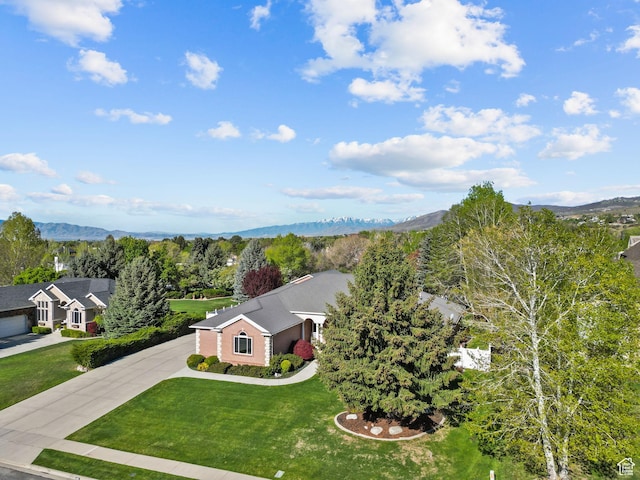 bird's eye view with a mountain view