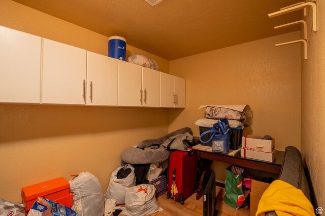 944 Gardenia Cir, St George, UT 84790 - interior space featuring light wood-style floors