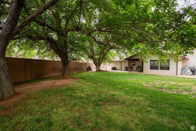 944 Gardenia Cir, St George, UT 84790 - view of yard with fence and a patio