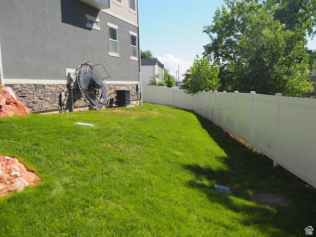 94 S Walker Ln, North Salt Lake, UT 84054 - view of yard with central air condition unit